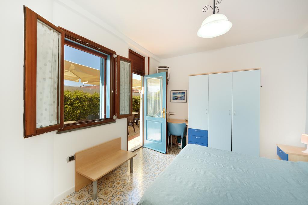 Bed and Breakfast La Capannina Procida Habitación foto