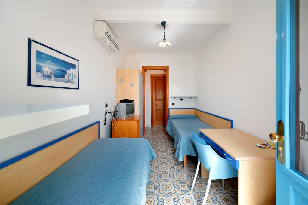 Bed and Breakfast La Capannina Procida Habitación foto