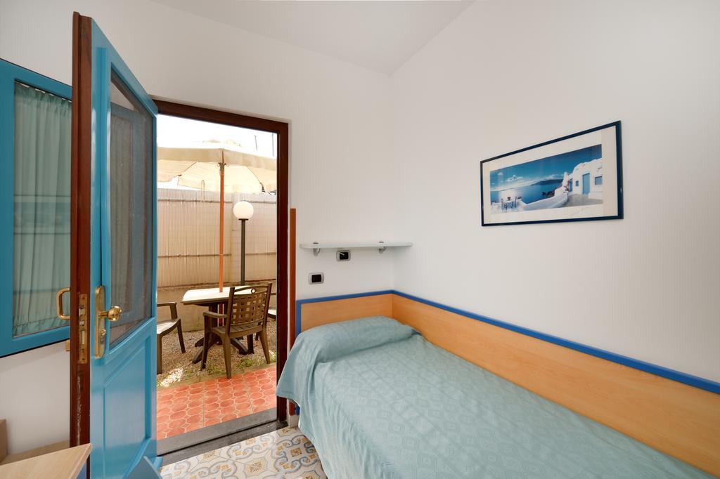Bed and Breakfast La Capannina Procida Habitación foto